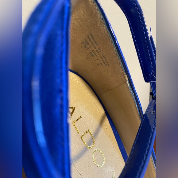 NWOT Aldo blue suede platform pumps w/ ankle strap - Picture 6 of 6